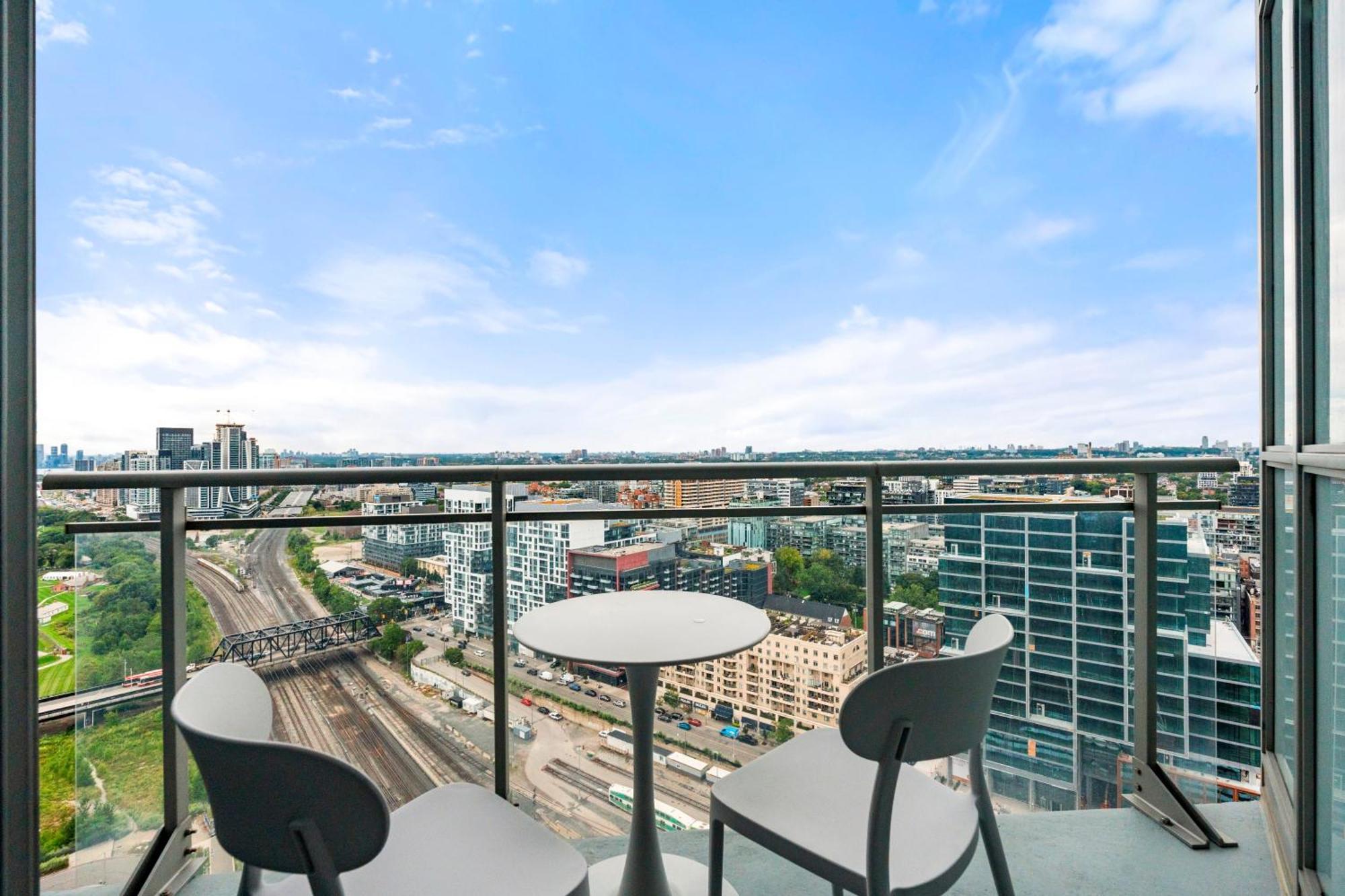 Globalstay Elegant Downtown Apartments Toronto Buitenkant foto